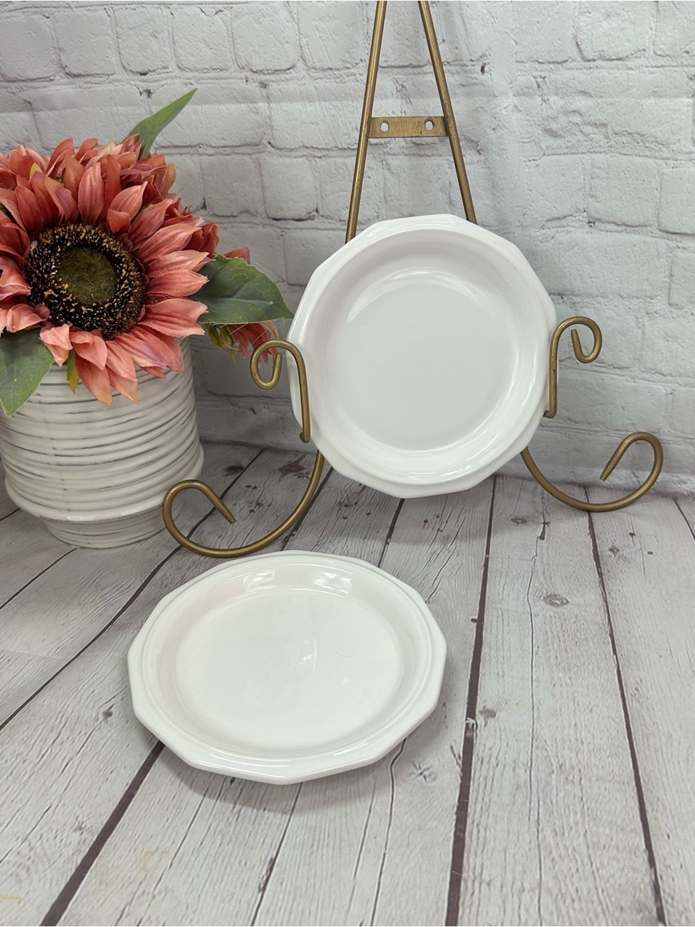 Pfaltzgraff heritage white stoneware bread dessert 2pc Plate cottage farmhouse